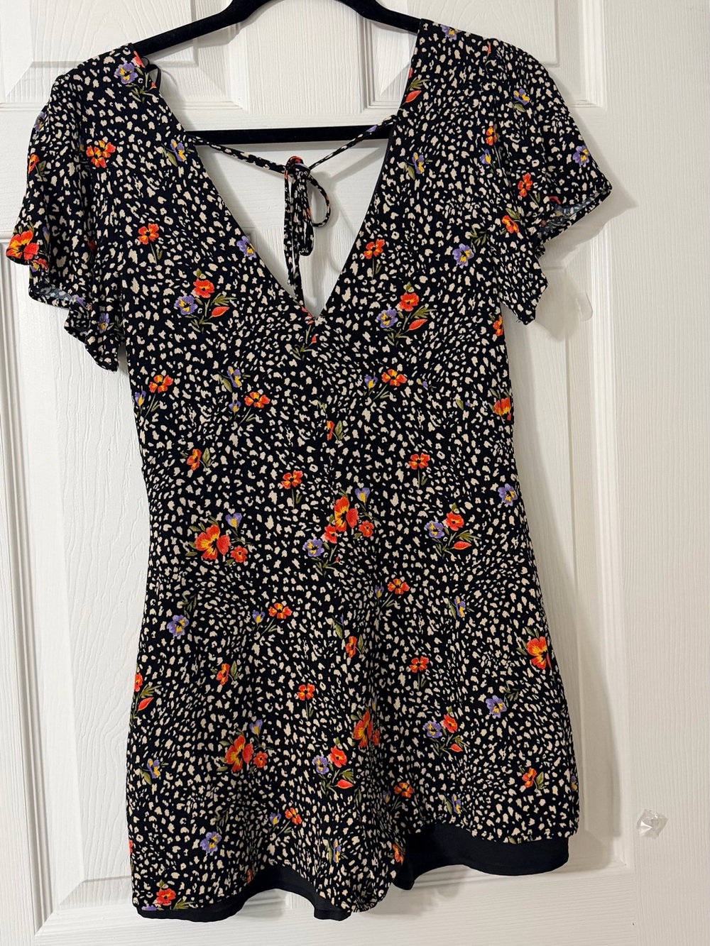Forever 21 Black Floral Button-Front V-Neck Jumpsuit